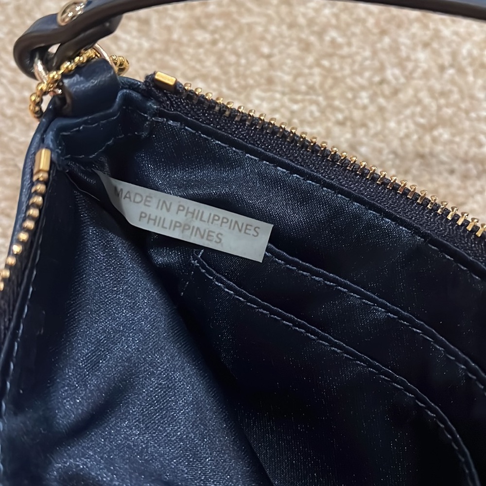 Coach wristlet - Picture 7 of 12